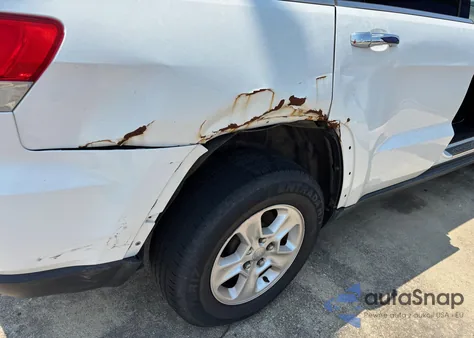 2014 Jeep Grand Cherokee Laredo z USA, uszkodzony, nr VIN 1C4RJFAG2EC181868